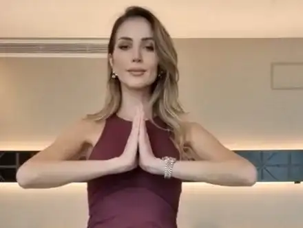 След съкрушителния развод: Алекс Богданска тръгна на психолог