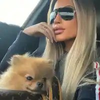 Тита се мисли за майка на куче