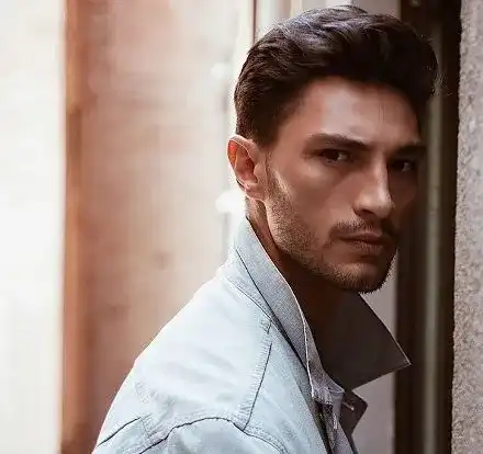 Турска кинозвезда ще е новият ерген, чалгарят Меги и Петър от „Фермата“ също се натискат