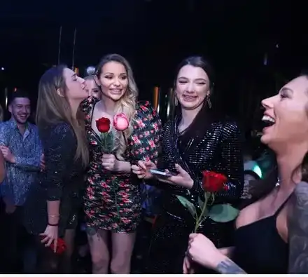 Участничките в Ергенът купонясват след шоуто