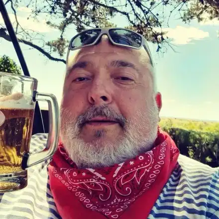 Ути удари 150 кила и го е срам