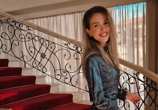 Косата на Алекс Петканова окапа от диети, манекенката стана кожа и кости