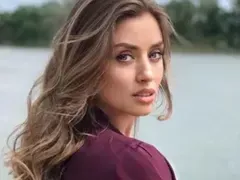 Саня Борисова най-после има нов мъж (Папарашки снимки)