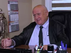 Заради Марин Марковски опипали  бюста на Лили Иванова в съда (И още невероятни истории от кариерата на адвоката легенда)