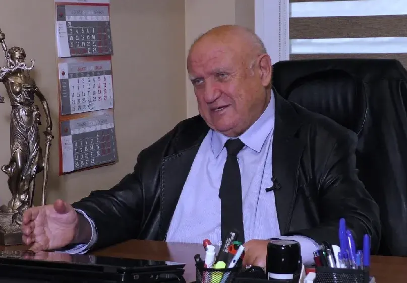 Заради Марин Марковски опипали  бюста на Лили Иванова в съда (И още невероятни истории от кариерата на адвоката легенда)