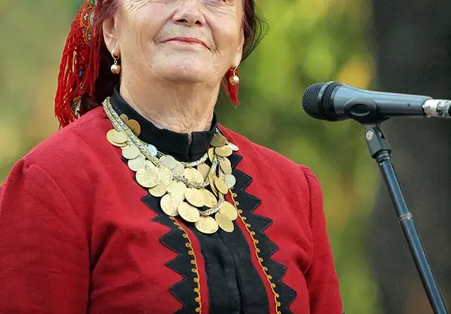 80-годишната Валя Балканска: Чакам извънземните да ме поканят на среща