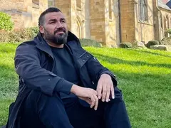 Азис натопен в схема с болни деца