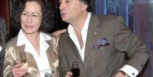 Бившата съпруга на Денди сензационно: През годините много пъти е бил нападан и със счупен нос!