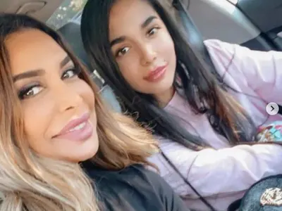 Бони става баба на куче