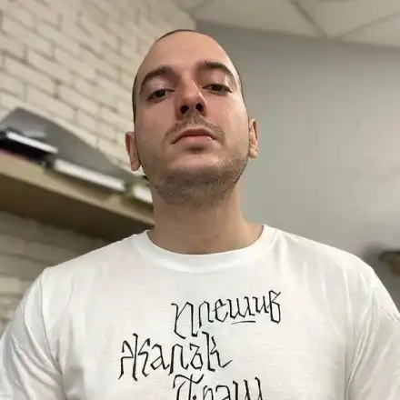 Цитиридис имал  дълга черна коса, бил заклет рокаджия (Уникални снимки)