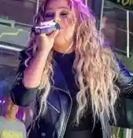 Деси Слава надебеляла поради здравословен проблем