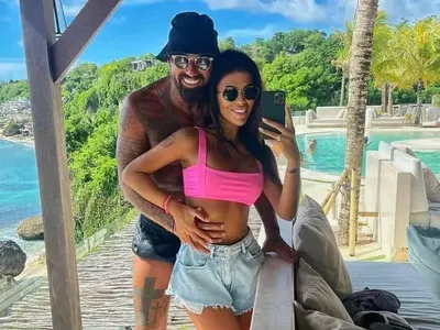 Джизъса надяна брачна халка на поредната балама (Оженили се тайно в София + снимка)