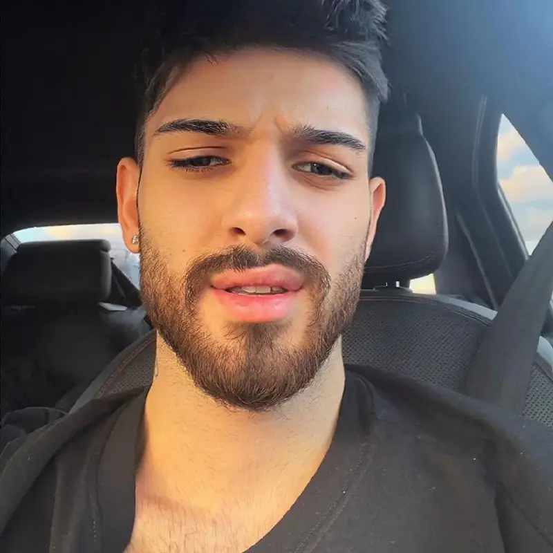 Емрах пак се оля с фотошопа (Забавно фото)