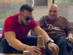 Фънки празнува Гергьовден със свински пържоли