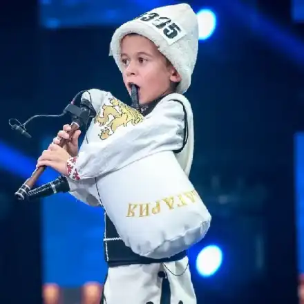 Гениалният Стефчо от „Талантите“ е щастлив, че има двойка на изпита в Музикалното