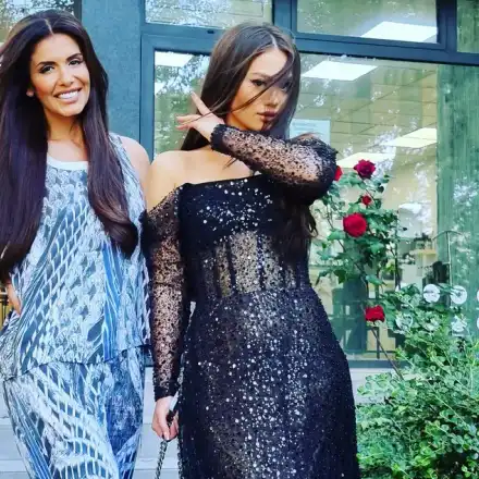 Хайлайфът на абитуриентски бал: Анелия изпрати Ивон, Ясен Козев събра жените си, шеф Манчев готви за доведената щерка (Снимки)