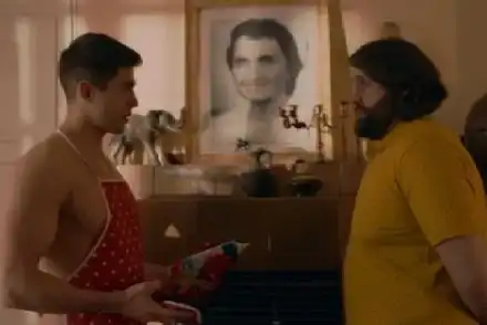 Иво Аръков изпоти феновете с епилирано барабанче в „Съни бийч“ (Фото)