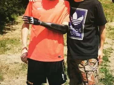 Иво Карамански-младши с нова ръка (Снимки)