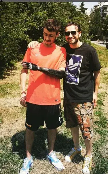 Иво Карамански-младши с нова ръка (Снимки)