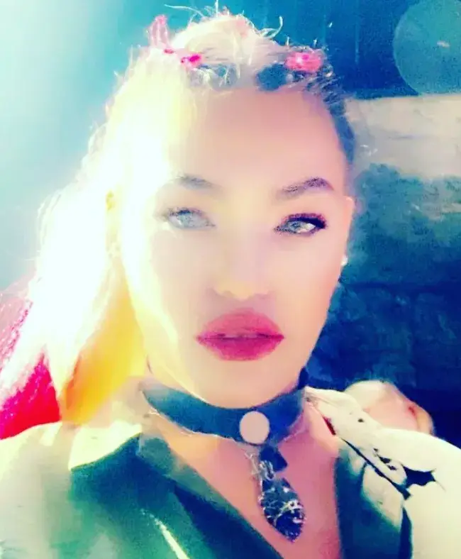 Жана Бергендорф излезе от клиниката за зависими в Суходол, похвали се с младо гадже