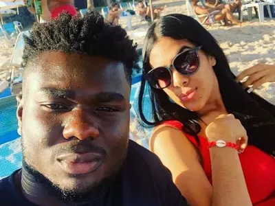 Жорди Кайседо гали бременно коремче (Снимка в галерията)