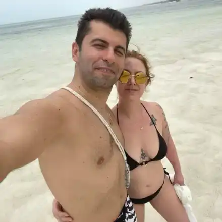 Кирил Петков с морска хасиенда до Брендо (Снимки)