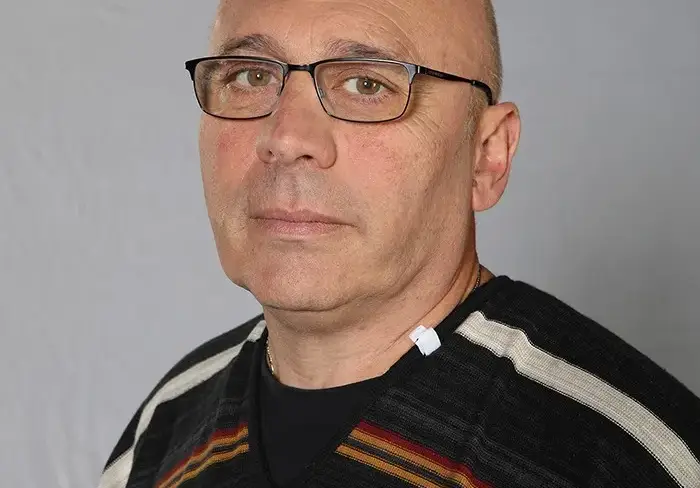 Кръстю Лафазанов се цери с иглотерапия