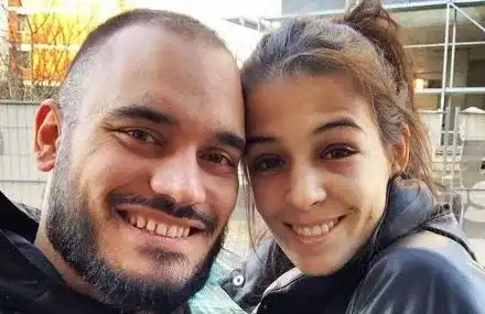 Лъчо от „СкандаУ“ брани жена си след излагация в „Стани богат“