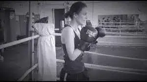 Луиза Григорова се връща към бокса