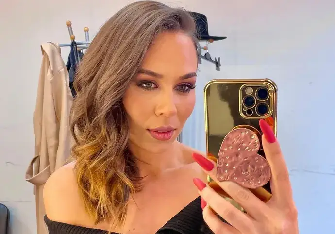 Маги Джанаварова бременна, спря фитнеса за първи път от години