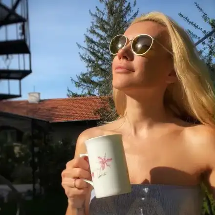 Мария Игнатова пристрастена към кофеина и цигарите