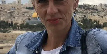 Нана Гладуиш: Вече не се притеснявам за рака! За пръв път водещата отиде в Тел Авив не за лечение, а за кеф