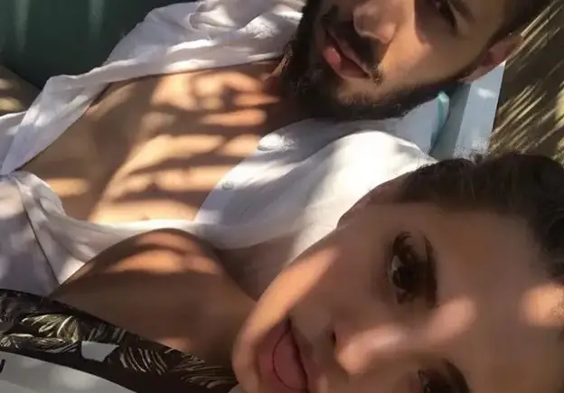 Папи Ханс грозно отряза бившата си Дара