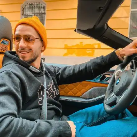 Противоречиво! Вижте как обявиха участието на Папи Ханс на гей парада