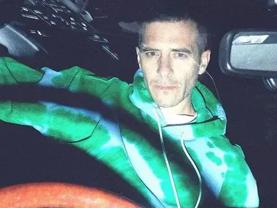 Руши се забавлява в Милано