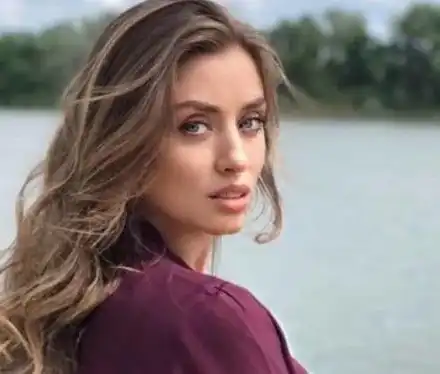 Саня Борисова фалира