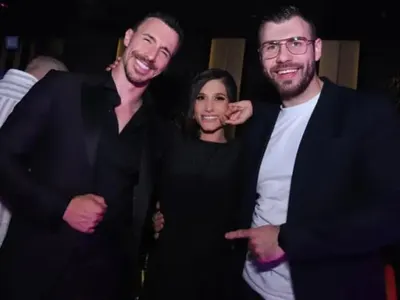 Сърцето на Ергена е за Алекс! Двойката засечена да купонясва в клуб (СНИМКИ)