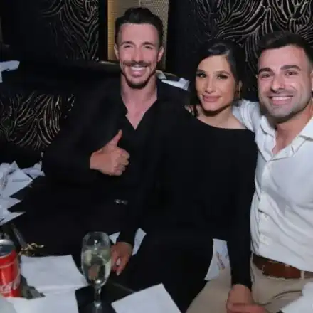 Сашка от „Ергенът” гали чатала на бившия на Джулиана Гани