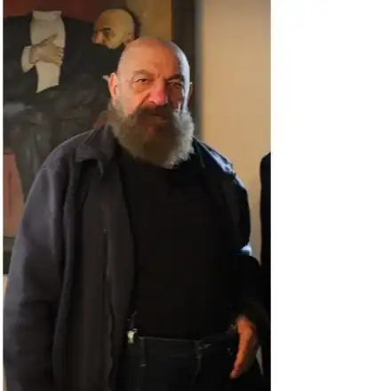 Славният илюзионист Астор почина в хоспис? Магическата му къща продадена