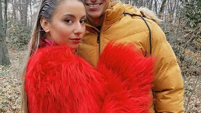 След като остана без гадже: Мишето излива душата си в стихове