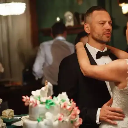 Спират „Лъжите в нас” заради сериал на Светлин Нейнски (Мъжът на Хубавото Наде  прецаква Милошев  в Нова тв)