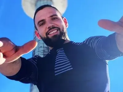 Виктор от „Фермата“ осъден за 50 бона!