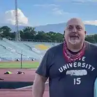 Вталеният Ути влезе в риза отпреди 5 г.