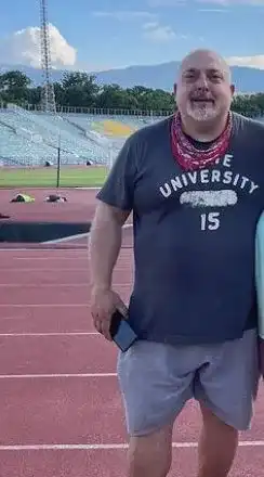 Вталеният Ути влезе в риза отпреди 5 г.