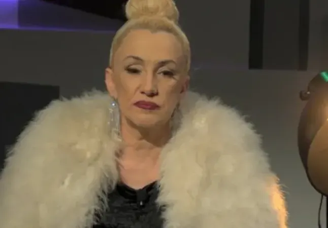 ЧУДО: Сашка Васева вече вижда силуети, пише нови песни