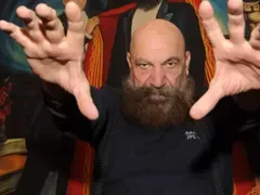 Коварен рак уби Астор, магът издъхна в хоспис (Последните думи на магьосника)