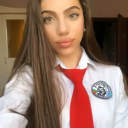 За „Мис България“ се бори красавицата, написала „Аз съм Левски“! Алейна Ембие вдъхнови хиляди с есето си