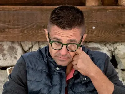 Андрей Арнаудов за щурите си младежки години:  Бях класическо софийско копеленце, изневерявах на  жените до мен