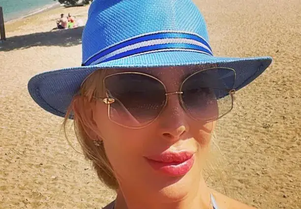 Антония Петрова влезе в 9-ия месец, спря да пътува