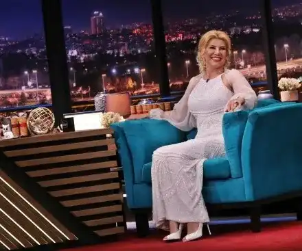 Белият мерцедес издържа Нелина вече 20 години